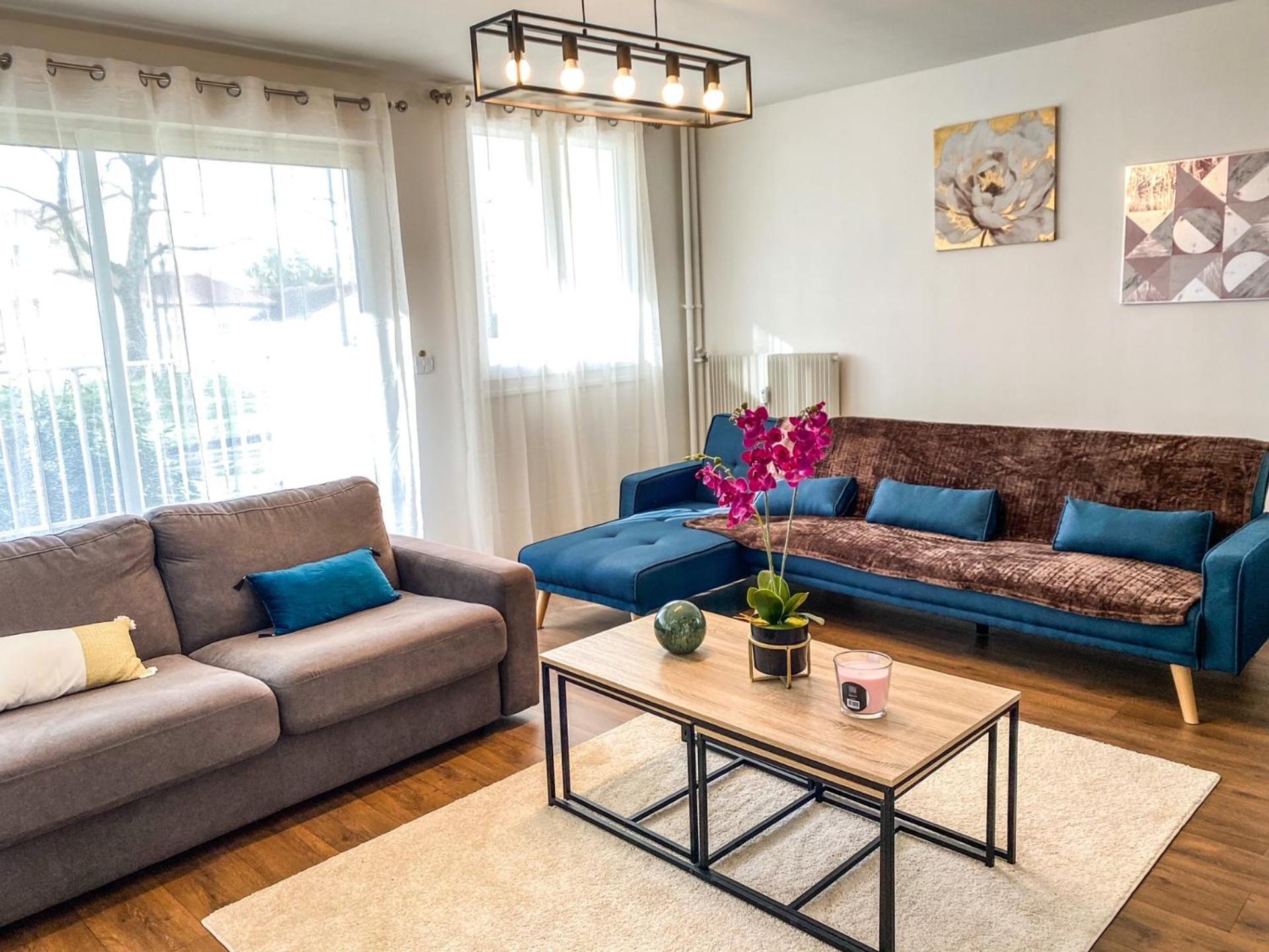 Apartmán T3 Moderne Avec Balcon Terrasse Et Parking Gratuit Niort Exteriér fotografie